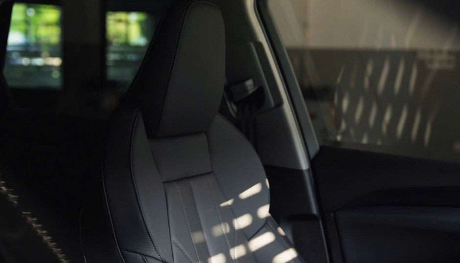 Audi Q5 2026 vs Lexus NX350: Sự Lựa Chọn Giữa Triết Lý Đức Và Tinh Thần Nhật