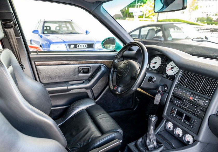 Audi RS2 Avant 1993 – Biểu Tượng Hiệu Suất Cao Đầu Tiên Của Audi