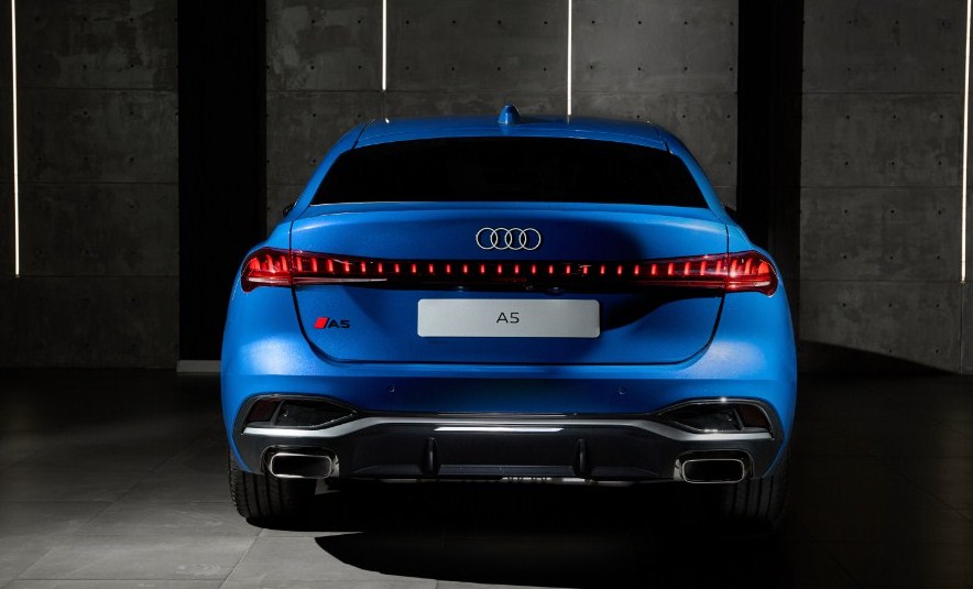 Cận Cảnh Hệ Thống Đèn OLED Đồ Họa Mới Trên Audi A5 2026: Đỉnh Cao Công Nghệ Ánh Sáng