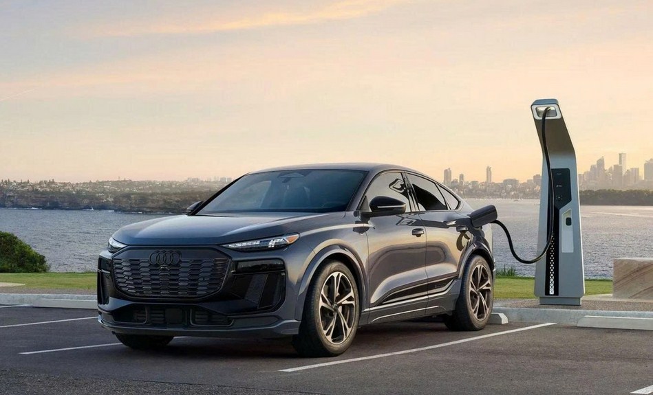 Có nên mua Audi Q6 e‑tron tại Việt Nam không? Phân tích toàn diện SUV điện hạng sang 2026