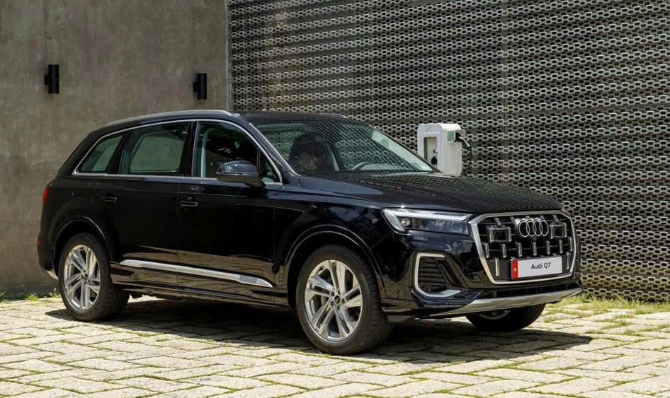 Đánh Giá Audi Q7 2026: SUV 7 Chỗ Sang Trọng Và Uy Nghi – "Gã Khổng Lồ" Biết Nuông Chiều Cảm Xúc