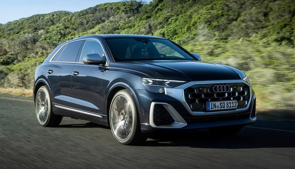 Đánh Giá Chi Tiết Audi SQ8 2026: "Quái Vật" Trong Bộ Vest Lịch Lãm