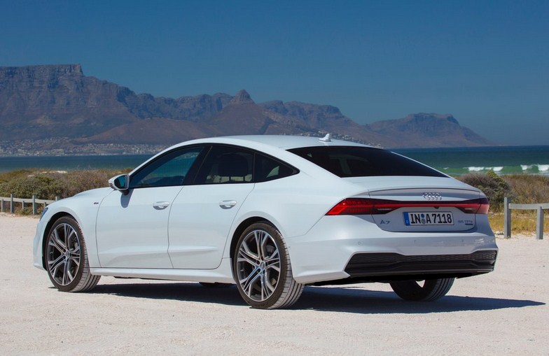 Đánh Giá Chi Tiết Dòng Xe Audi A7 Sportback 2018 – Sự Kết Hợp Hoàn Hảo Giữa Thiết Kế Sang Trọng và Hiệu Suất Mạnh Mẽ