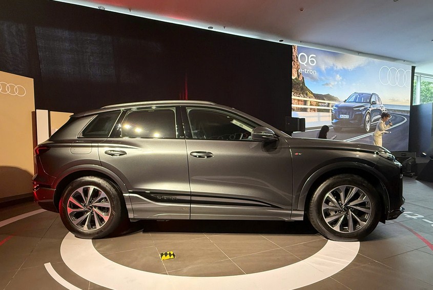 Giá Audi Q6 e-tron tại Việt Nam dự kiến bao nhiêu? Cập nhật bảng giá lăn bánh mới nhất 2026