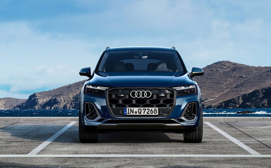 Giá Lăn Bánh Audi Q7 Tháng 2/2026 Tại Hà Nội Và Đánh Giá Chi Tiết: Sự Uy Nghi Của "Gã Khổng Lồ" Lịch Lãm