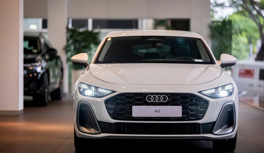 Giá lăn bánh Audi A5 tại Huế cập nhật mới nhất 2026 – Vẻ đẹp Coupe Đức giữa lòng cố đô, lướt sóng trên mọi cung đường di sản