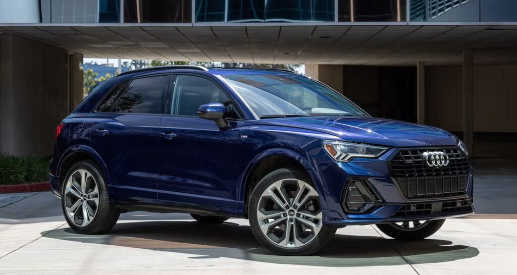 Mức tiêu thụ nhiên liệu của Audi Q3 2025 là bao nhiêu lít/100km?