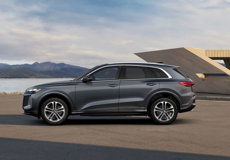Trải Nghiệm Lái Audi Q5 2026: Đỉnh Cao Của Sự Êm Ái và Tinh Tế Trên Mọi Cung Đường